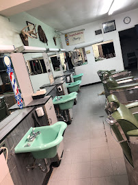 The Pro’s Barber Shop