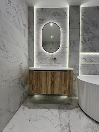 Luna Bathrooms