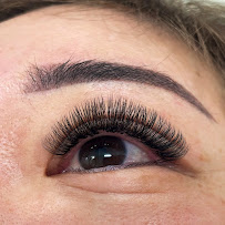 Lash Blossom