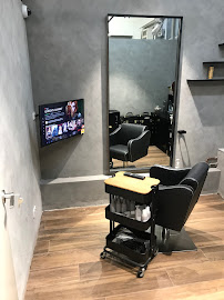 Feather Factor Hair Studio
