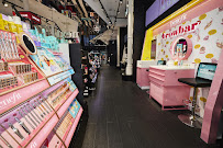 Benefit Cosmetics Brow Bar