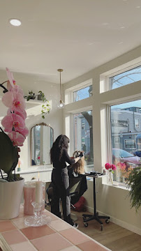 Casa Dante International Hair Studio