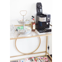 Hansen & Co. Beauty Lounge