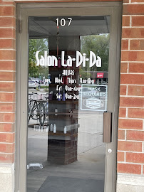 Salon La Di Da