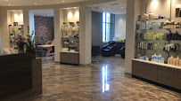 Salon Iris