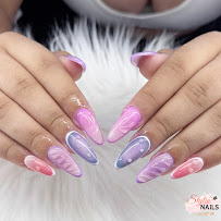 Stylin' Nails - Lash Extensions