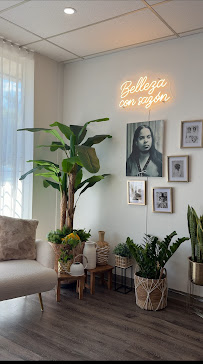 Salon Dominicain Studio 054 par Rosa Beauty