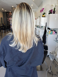 Lolo's salon