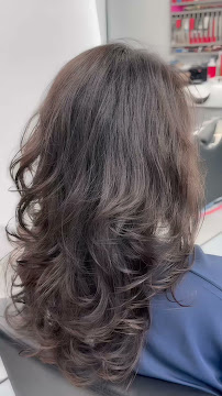Li's Salon