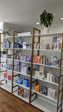 Deluxe Medispa - Laser Skin Clinic