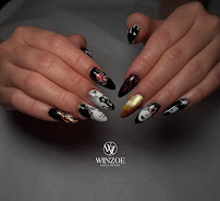 Winzoe Nail Lounge