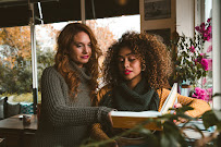 Le Lockal Katya Kenney