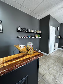 Raven Salon De Barbier