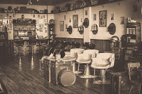 Lavish Salon
