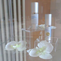Kosmetik Shine Skin Care