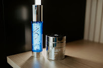 GLO LASER AND SKIN BAR
