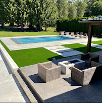 Vandyk Lawn & Landscape Ltd