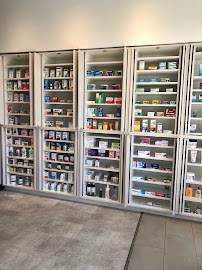 WHITE ROCK PHARMACY & PHARMACIST' CLINIC