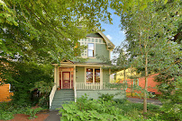 Deanna Noyce Personal Real Estate Corporation Realtor, REMAX Camosun - Victoria, BC Real Estate
