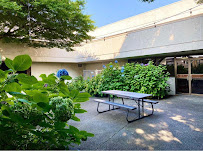 Hanson College - British Columbia