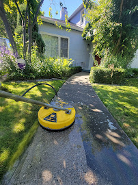 Beards and Buckets - Windows Cleaning - Kelowna