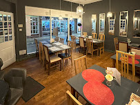 Monty's burger bar