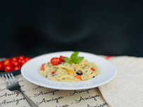 Amigos Café and Restaurant