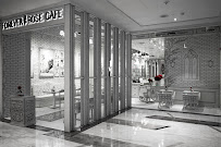 Forever Rose Cafe