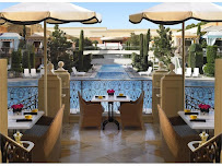 Terrace Pointe Café