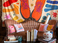 Backstage Coffee & Vintage