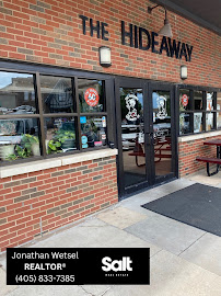 Hideaway Pizza