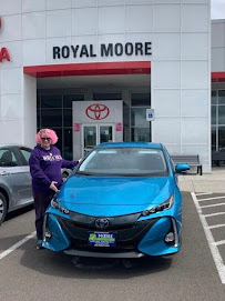 Royal Moore Auto Center
