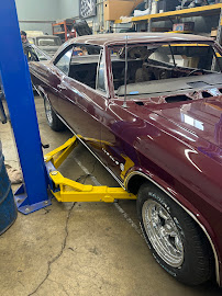 Classic Cars LLC