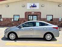 Auto center