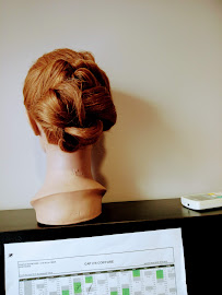 Eclat & Nuances (Coiffeuse et prothésiste capillaire)
