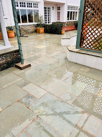 Servos Exterior Cleaning