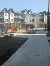 Maxx Urban Towns Pickering