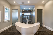Aeternum Design & Construction - Kitchen & Bath Remodeling