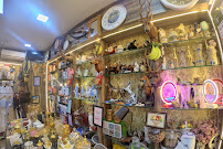 Modern Gift Centre