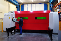 Celux Cutting