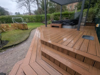 JR Tolley - Bespoke Decking Installations