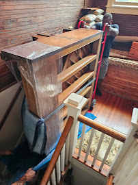 Cates Moving