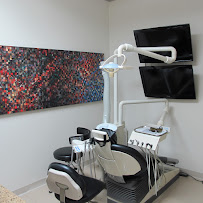 Dr Ronald Morin
