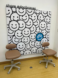 Iconic Smiles (formerly docbraces Moncton)