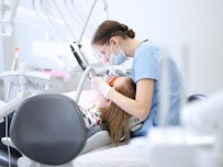Vibrant Square Dental