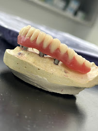 Oral City Odontólogos Especialistas