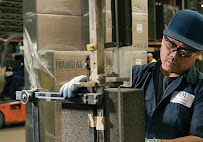 Distribution International