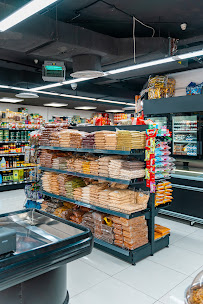 مخزن يونس لتجارة المواد الغذايية Younus Foodstuff Trading Store LLC