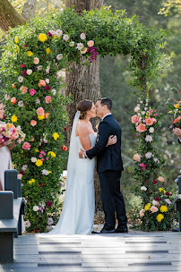 Pinnacle Weddings