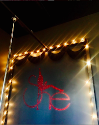 She pole dance studio